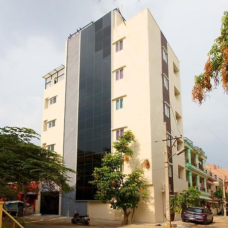 Treebo Trend Mel'S Suites Indiranagar Bangalore Exterior foto